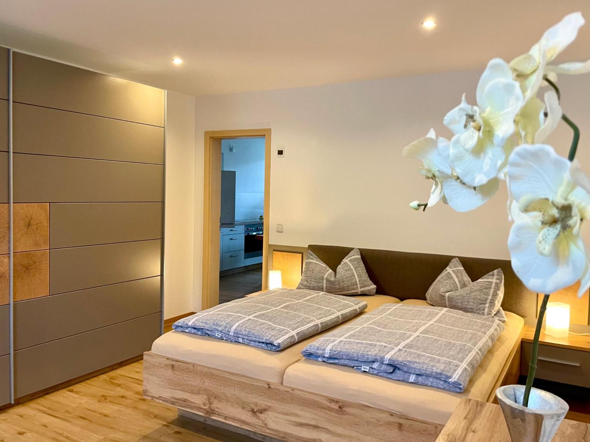 Stadtoase Geraeumige Gaestewohnungen Mit Balkon, Komfort, Modernitaet Und Ruhe, Fuer Monteure Geeignet, Free Wifi Frankenberg Екстериор снимка