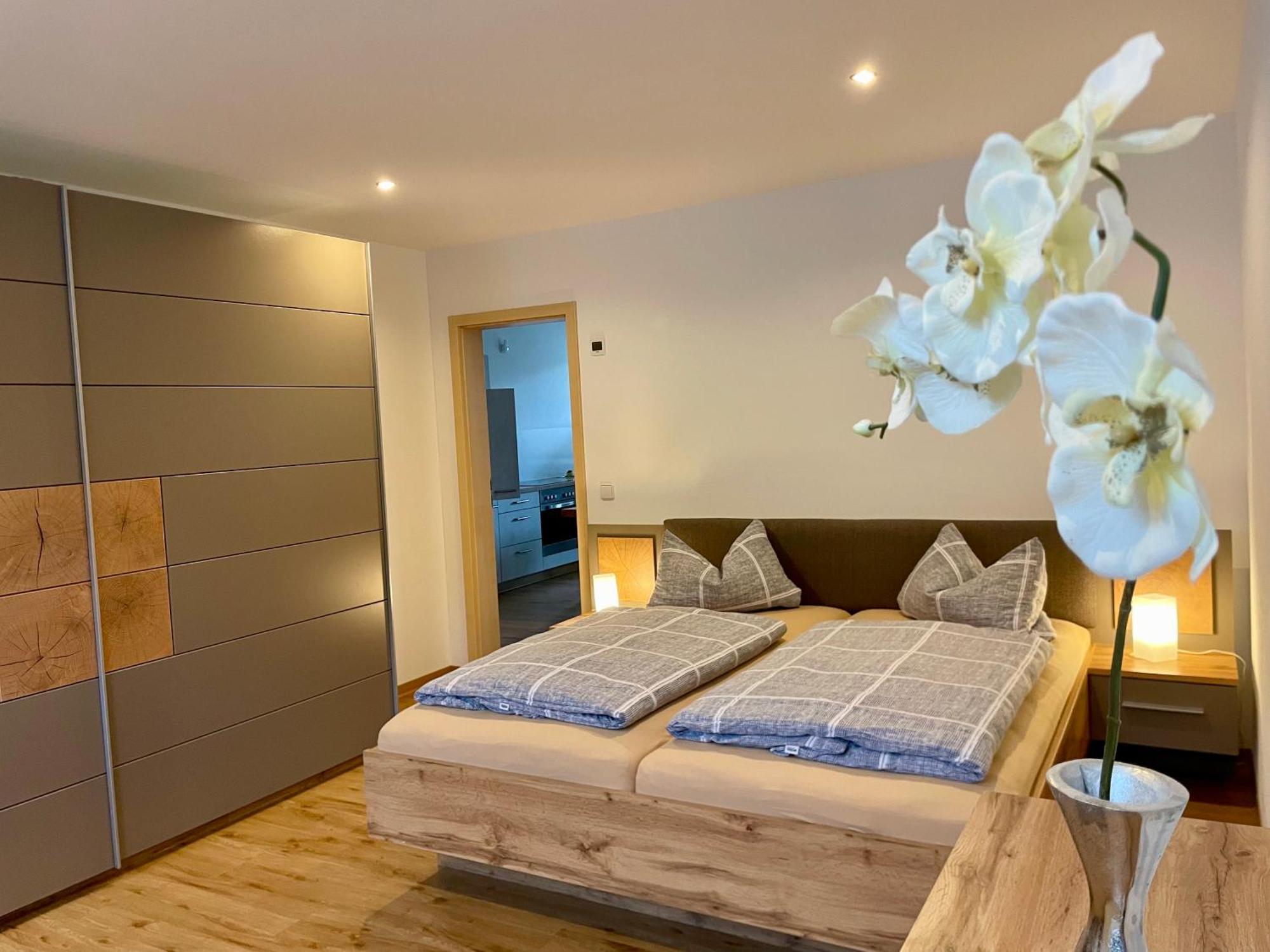 Stadtoase Geraeumige Gaestewohnungen Mit Balkon, Komfort, Modernitaet Und Ruhe, Fuer Monteure Geeignet, Free Wifi Frankenberg Екстериор снимка