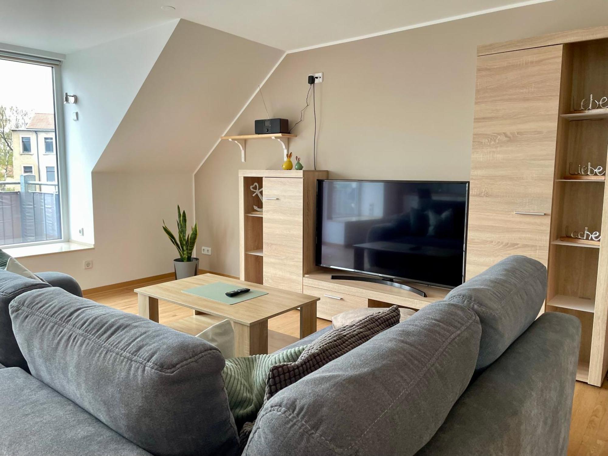 Stadtoase Geraeumige Gaestewohnungen Mit Balkon, Komfort, Modernitaet Und Ruhe, Fuer Monteure Geeignet, Free Wifi Frankenberg Екстериор снимка